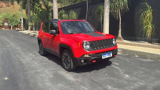 JEEP RENEGADE 2.0 16V TURBO DIESEL TRAILHAWK 4P 4X4 AUTOMÁTICO